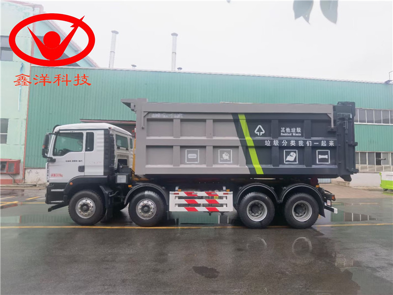 31噸重汽汕德卡前四后八勾臂垃圾車(chē)