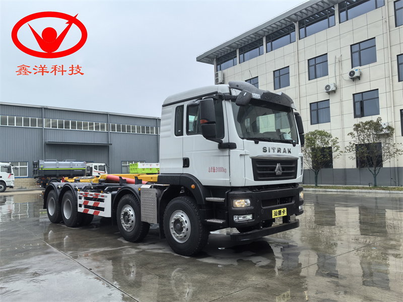 31噸重汽汕德卡前四后八勾臂垃圾車(chē)