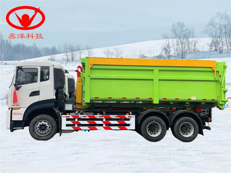 25噸東風(fēng)天龍勾臂垃圾車